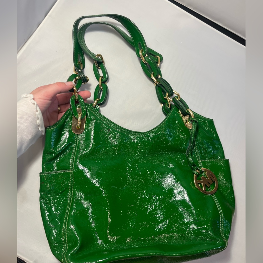 NWOT Michael Kors Lillie Purse Kelly Lime Green Gold Hobo Leather Chain Handbag - Picture 6 of 6